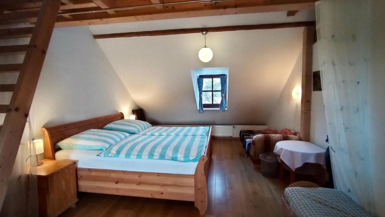 Ferienappartement Rondine Bekond المظهر الخارجي الصورة